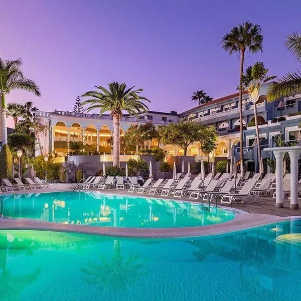 Adrian Colon Guanahani - zdjęcie 3