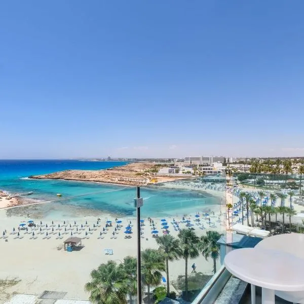 Tasia Maris Sands - zdjęcie 2