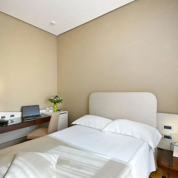 Palazzo Esedra - zdjęcie 3