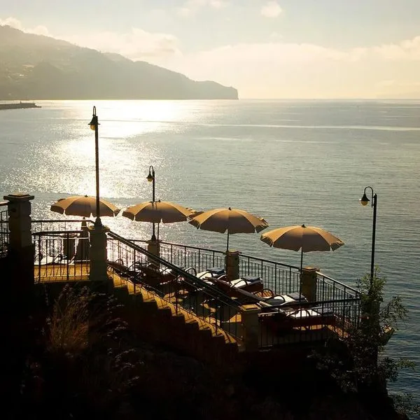 The Cliff Bay - zdjęcie 5