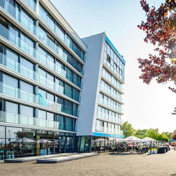 Ultra Marine By Zdrojowa