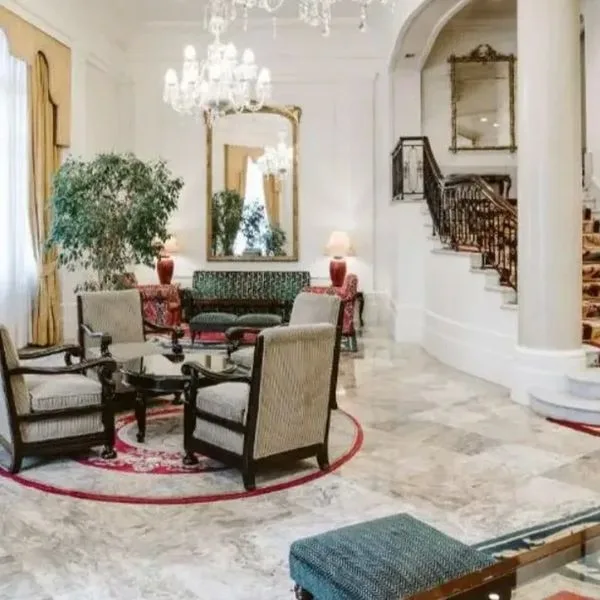 Carlton - zdjęcie 2