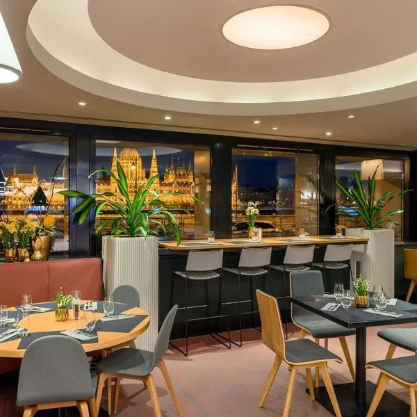 Novotel Budapest Danube - zdjęcie 2