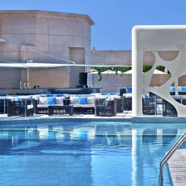 V Dubai Curio Collection by Hilton - zdjęcie 2