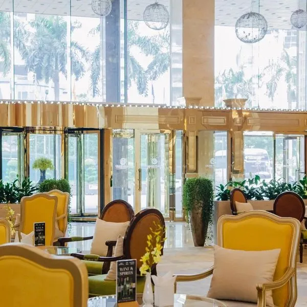 Grand Plaza - zdjęcie 2