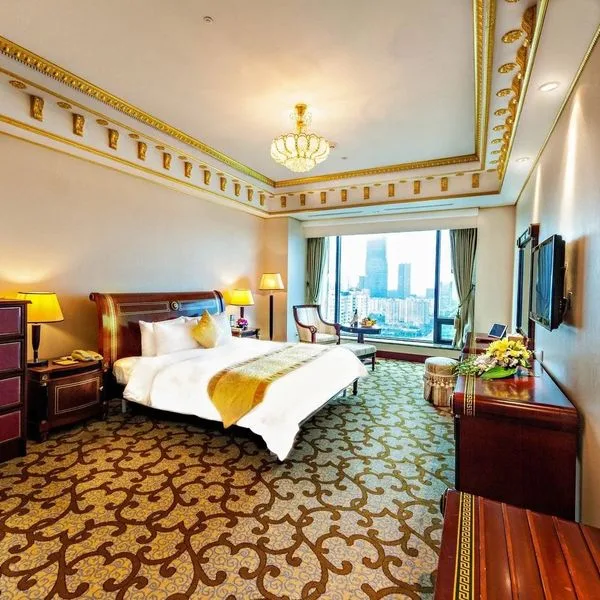 Grand Plaza - zdjęcie 4