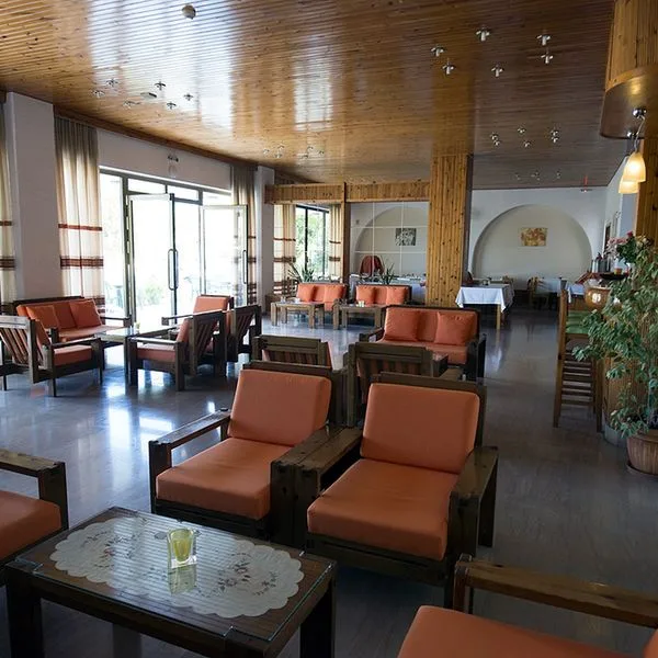 International (Kos) - zdjęcie 4