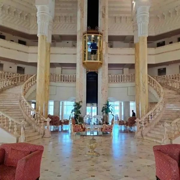 Amir Palace - zdjęcie 2