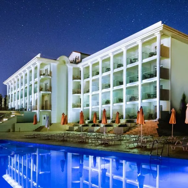 Avalon Palace - zdjęcie 2