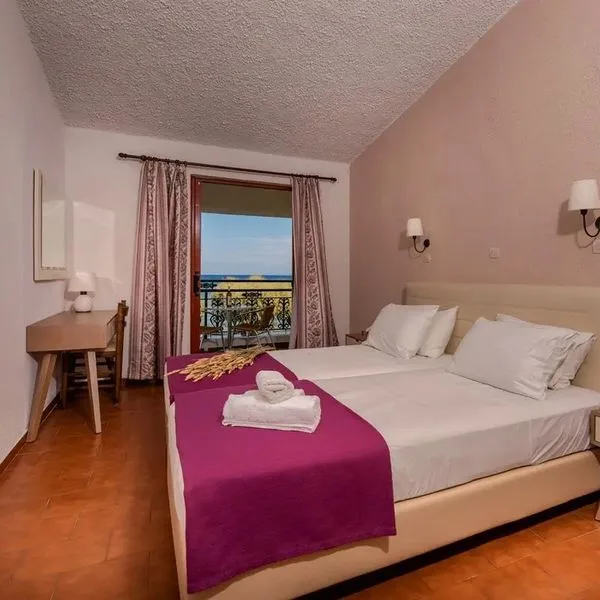 Iliessa Beach - zdjęcie 3