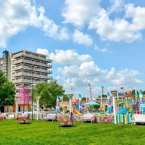 Phoenicia Luxury - zdjęcie 2