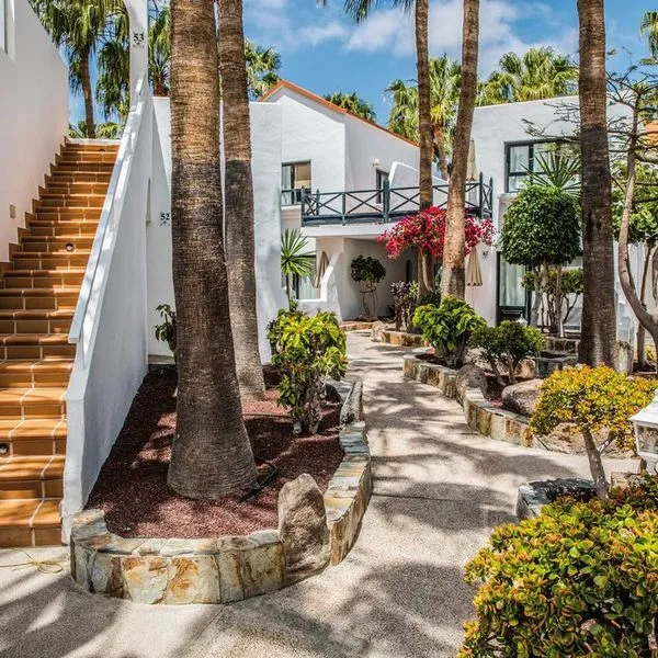 Bahia Calma Beach - zdjęcie 2