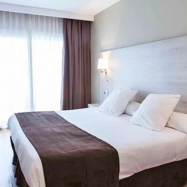 Helios (Lloret de Mar) - zdjęcie 2