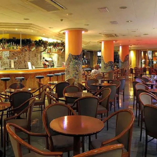 Helios (Lloret de Mar) - zdjęcie 4