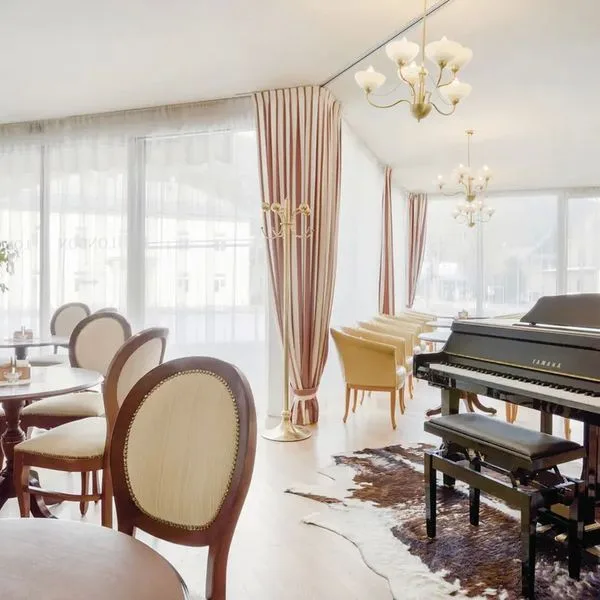 Ramada Hotel & Suites (ex GH Prisank) - zdjęcie 4