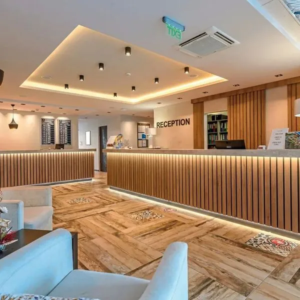 Lion (Sunny Beach) - zdjęcie 5