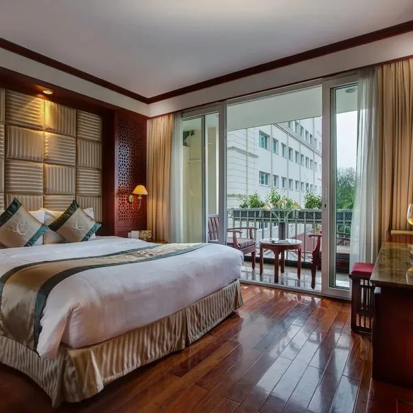 Conifer Boutique - zdjęcie 5