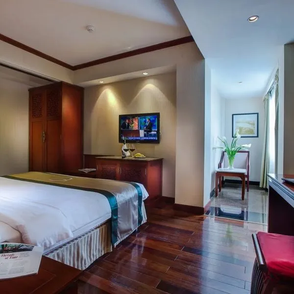 Conifer Boutique - zdjęcie 4