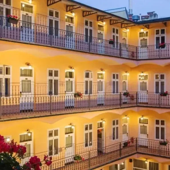 Ariston (Praga) - zdjęcie 5