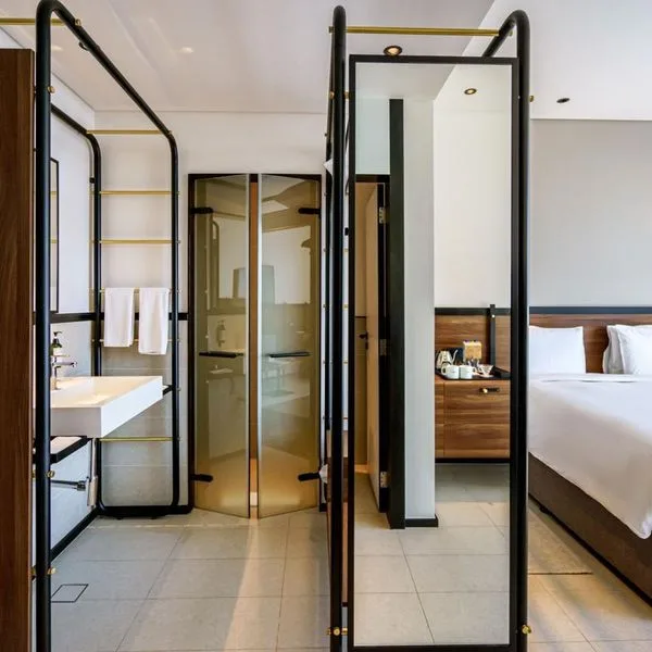 Form Dubai - zdjęcie 4