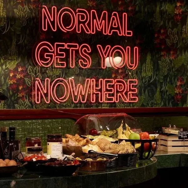 Dave Red Athens - zdjęcie 3