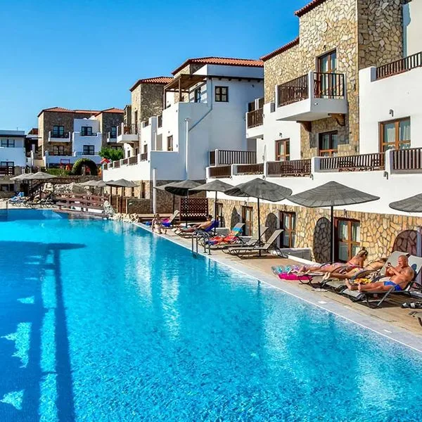 Costa Lindia Beach - zdjęcie 4