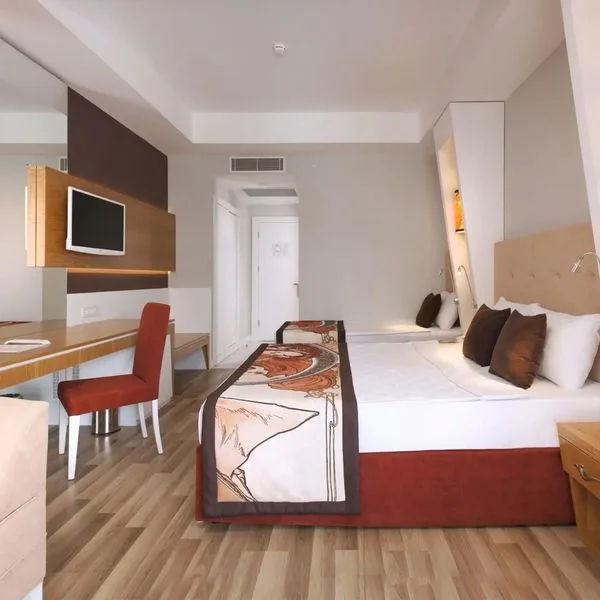 Orange Palace - zdjęcie 3