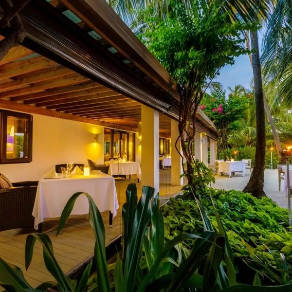 Velassaru Maldives - zdjęcie 3