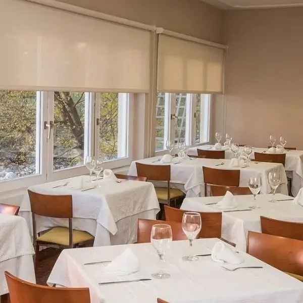 Evenia Oros - zdjęcie 4