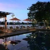 Riva Surya Bangkok - zdjęcie 2