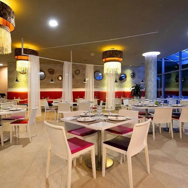 Las Americas Torre del Mar - zdjęcie 4