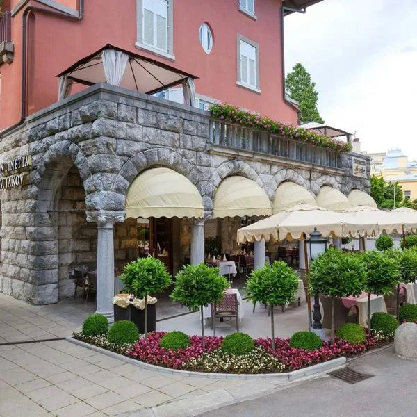 Amadria Park Sveti Jakov - zdjęcie 2