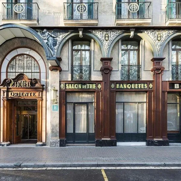 Atiram Oriente (ex Husa)