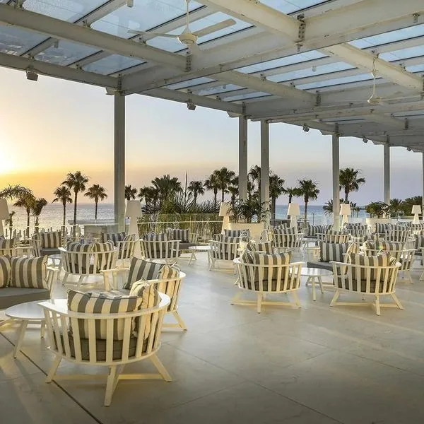 Constantinos The Great Beach - zdjęcie 4