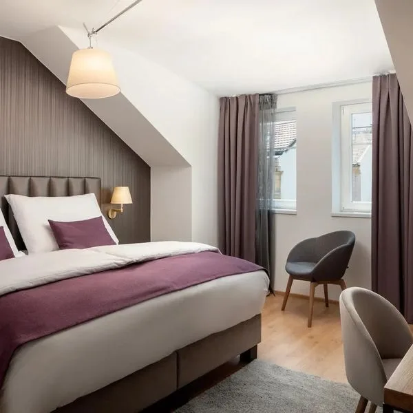 Moods Charles Bridge - zdjęcie 4