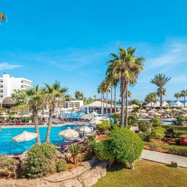 Adams Beach - zdjęcie 2