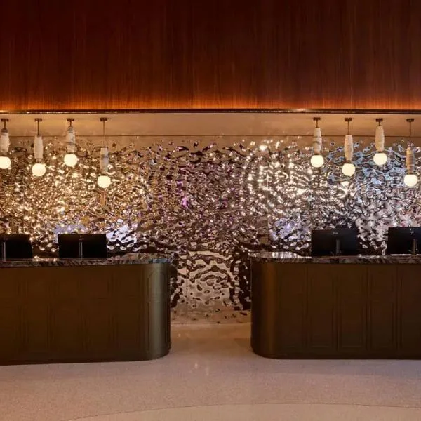 SLS Barcelona - zdjęcie 3