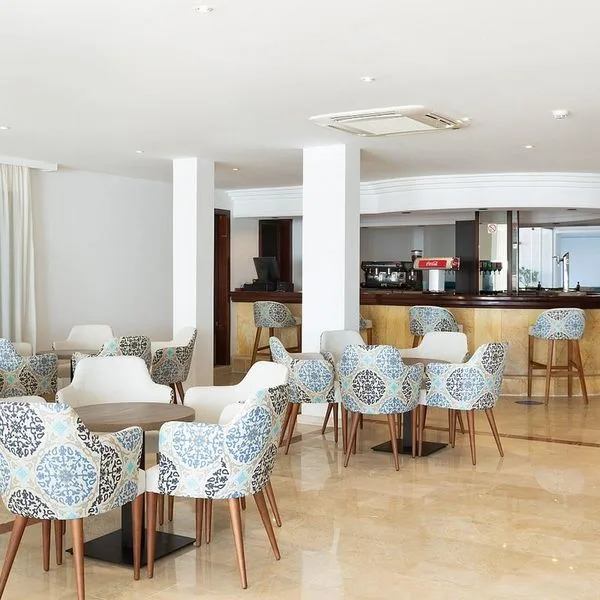 Alua Suites Las Rocas (ex. Roc Las Rocas Aparthotel) - zdjęcie 2