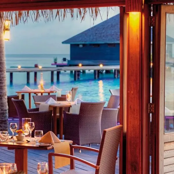 Komandoo Island Resort - zdjęcie 3