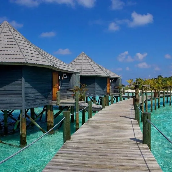 Komandoo Island Resort