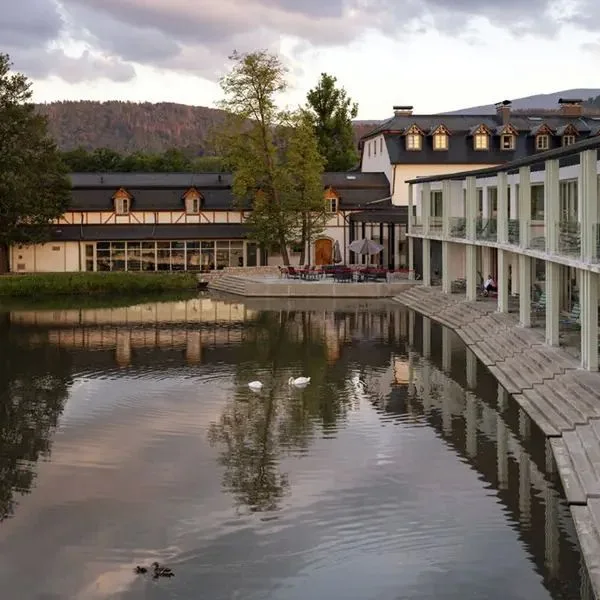 Pałac Pakoszów - zdjęcie 3