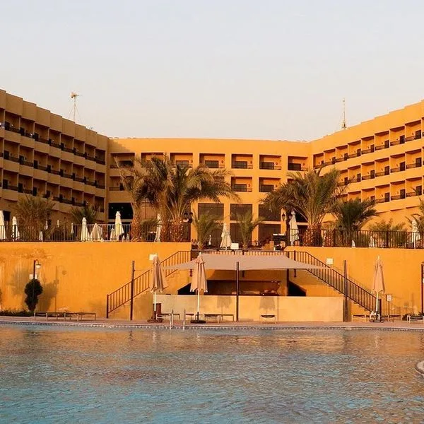 Grand East - zdjęcie 3