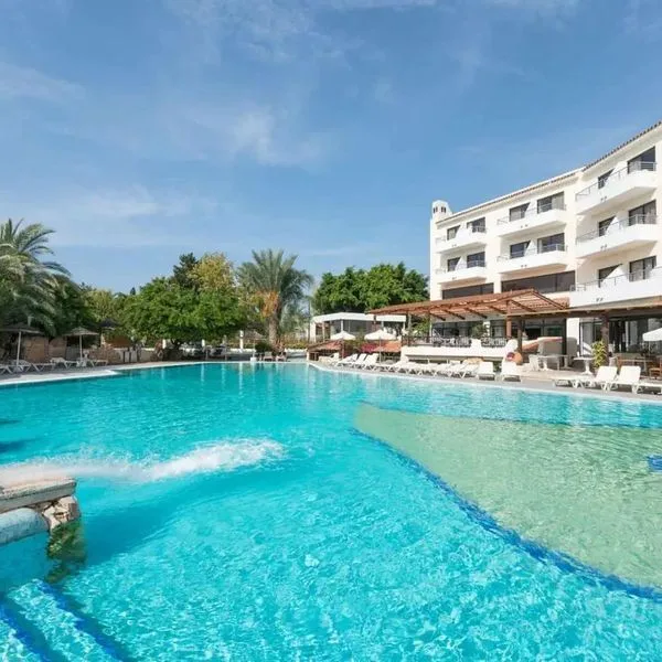 Paphos Gardens Holiday Resort (ex Leptos )