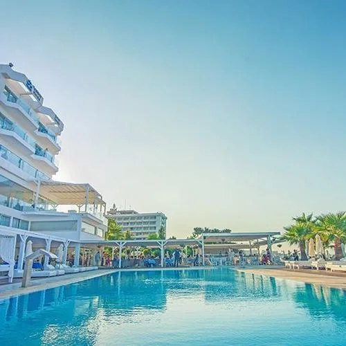 Silver Sands Beach - zdjęcie 3