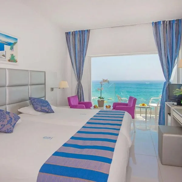 Silver Sands Beach - zdjęcie 5