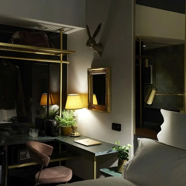 Aluma Skylark (ex Brown Lighthouse Athens) - zdjęcie 4