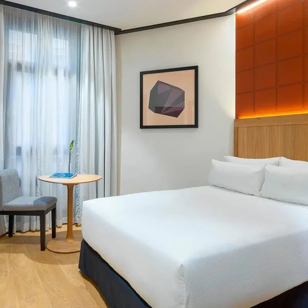 H10 Puerta de Alcala - zdjęcie 5