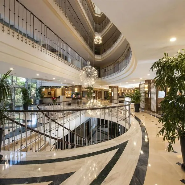 Side Star Park - zdjęcie 4