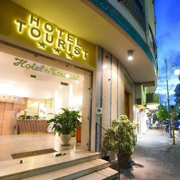 Tourist - zdjęcie 2