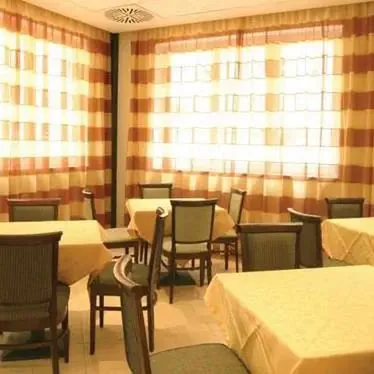 Caesar Prague - zdjęcie 5